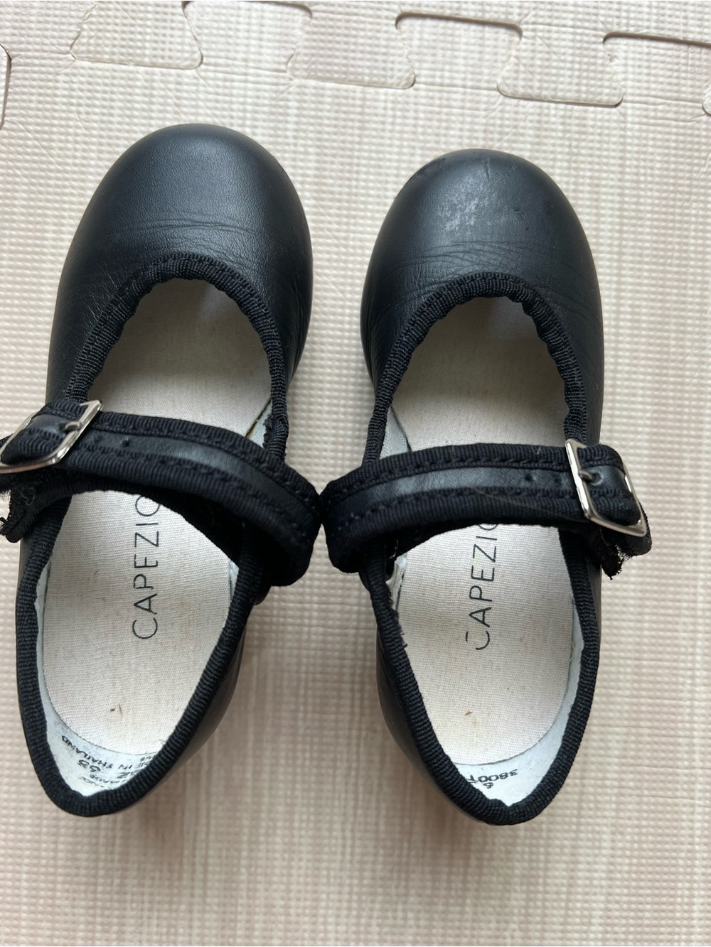 Capezio Girls' Black Mary Jane Dance Shoes size 6.5